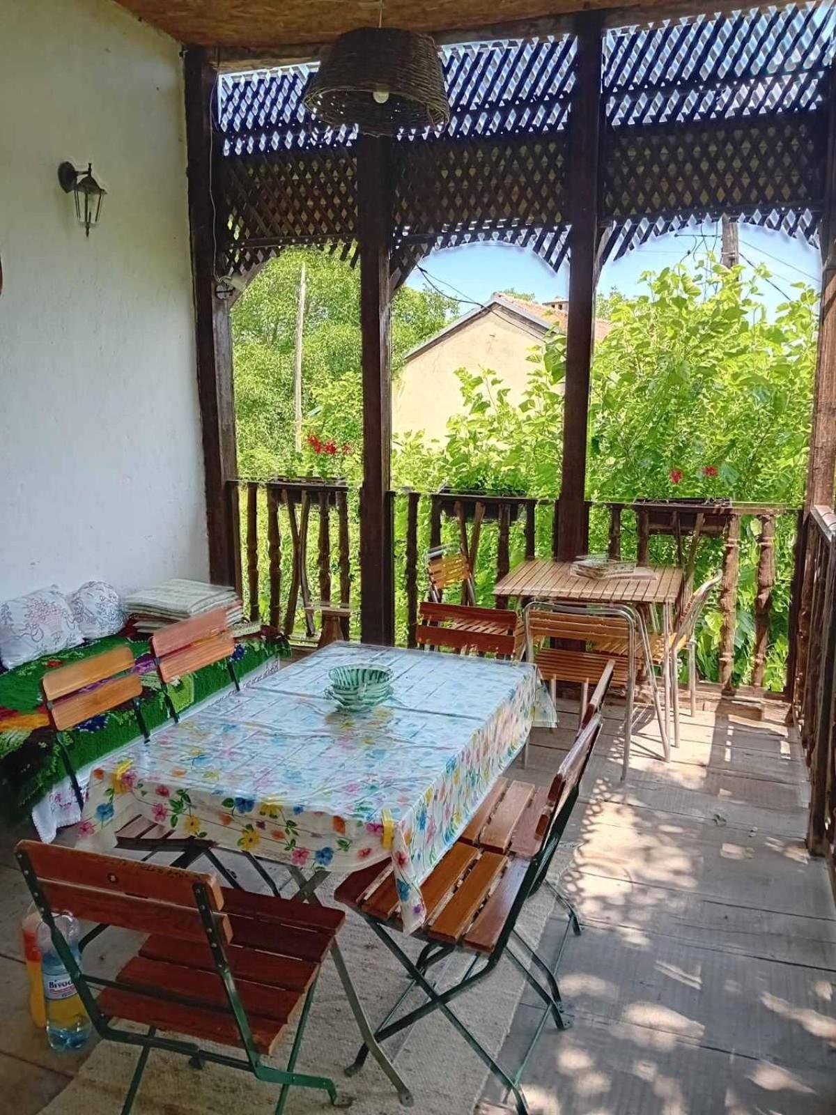 Ferienwohnung Country House Pivnica Milic Rogljevo Exterior foto